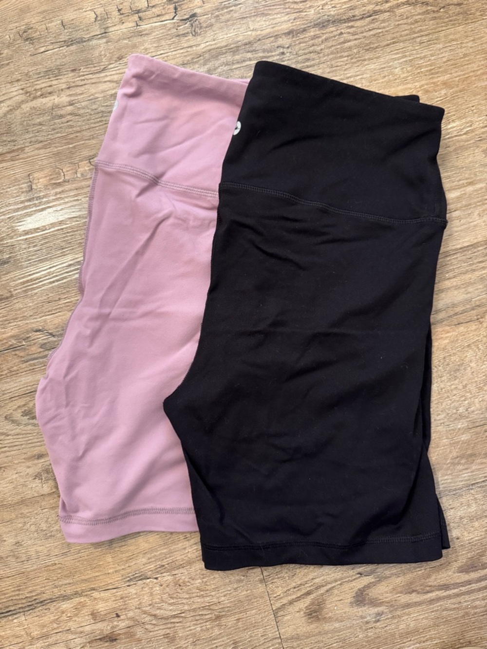 90 Degree By Reflex High-Rise Athletic Bike Shorts in Black & Mauve